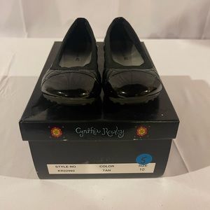 American Eagle Toddler Quilted Black Stretch Flat Size 10.5M